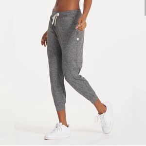 Vuori Heathered Gray Women's Joggers